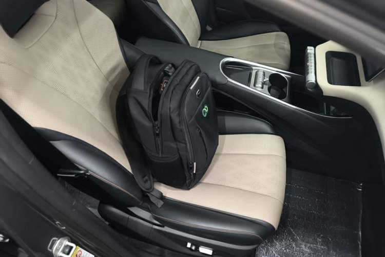 Used BYD Dolphin 2023 420 km Fashion Edition
