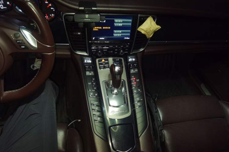 Used Porsche Panamera 2016 Panamera Executive Edition 3.0T Audio And AC Panel