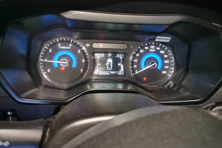 Used Dongfeng Fengon 580 2017 1.5T CVT Luxury Model
