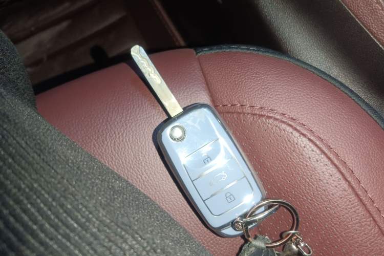 Used Changan Lingxuan 2017 1.6L Manual Happiness Edition
