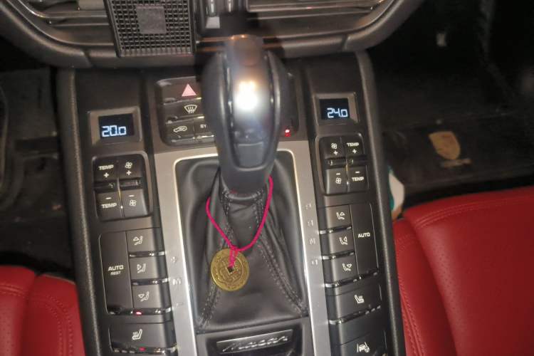 Used Porsche Macan 2018 Macan 2.0T