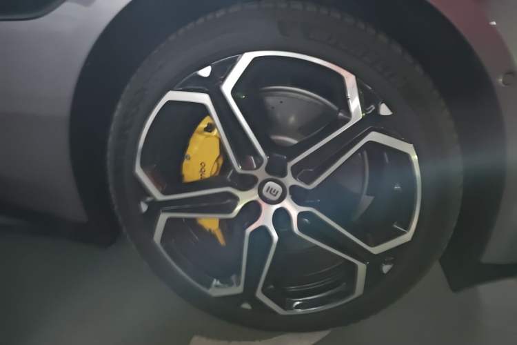 Used Xiaomi Auto SU7 2024 Rear-Drive Ultra-Long Range Advanced Pro-Level Intelligent Driving Version