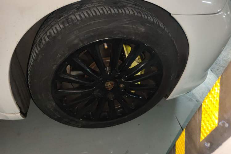 Used Porsche Panamera 2010 Panamera 4S 4.8L
