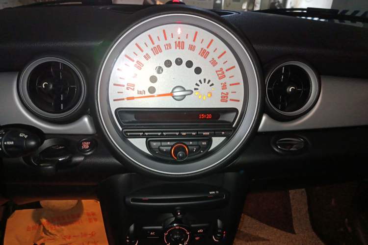 Used MINI 2012 1.6L COOPER Baker Street
