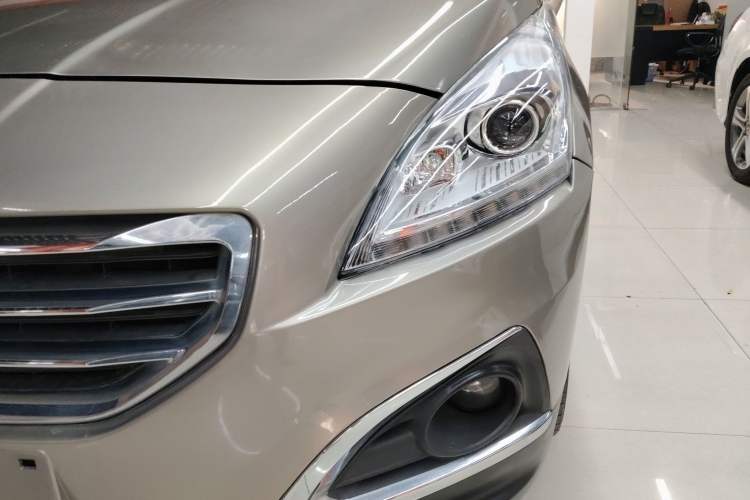 Used Peugeot 3008 2015 2.0L Automatic Classic Edition