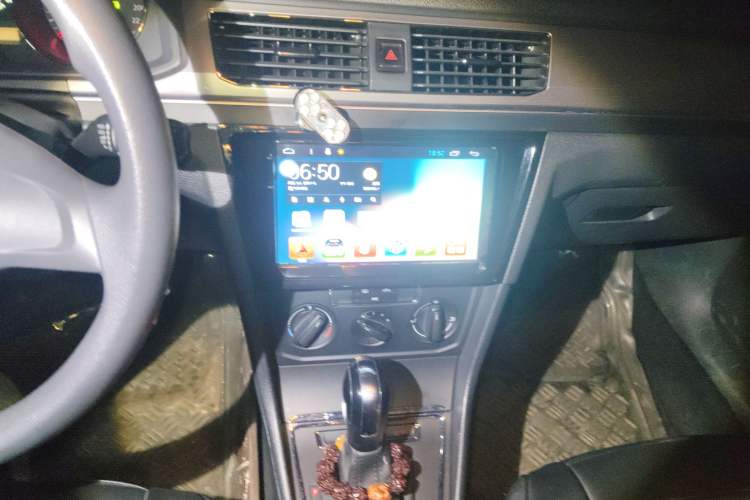 Used Volkswagen Bora 2018 1.5L Automatic Fashion Model