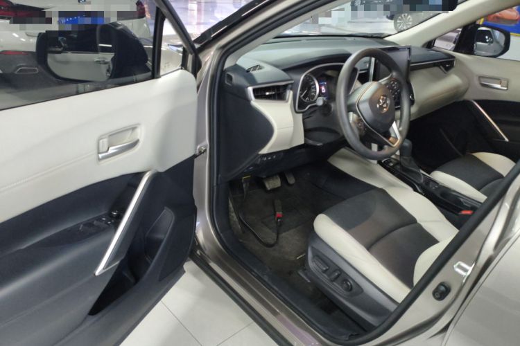 Used Toyota FRONTLANDER 2022 2.0L CVT Luxury PLUS Edition
