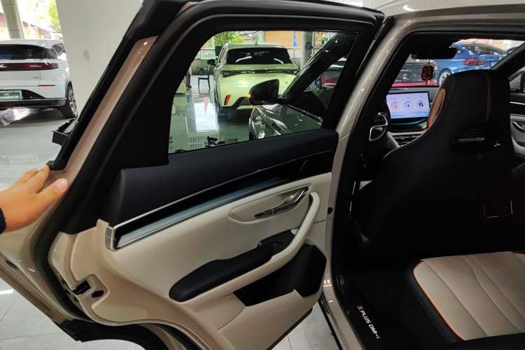 Used BYD Song PLUS New Energy 2024 HONOR Edition DM-i 110km Flagship PLUS