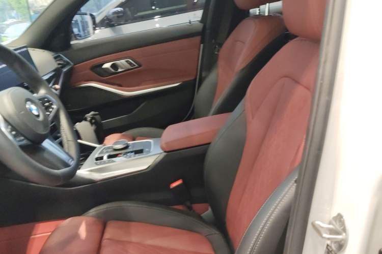 Used BMW 3 Series 2023 325i M Sport Night Edition Package Left Front Seat