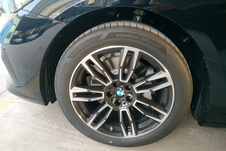 Used BMW 5 Series 2026 Facelift Model 530Li Leading Edition M Sport Package