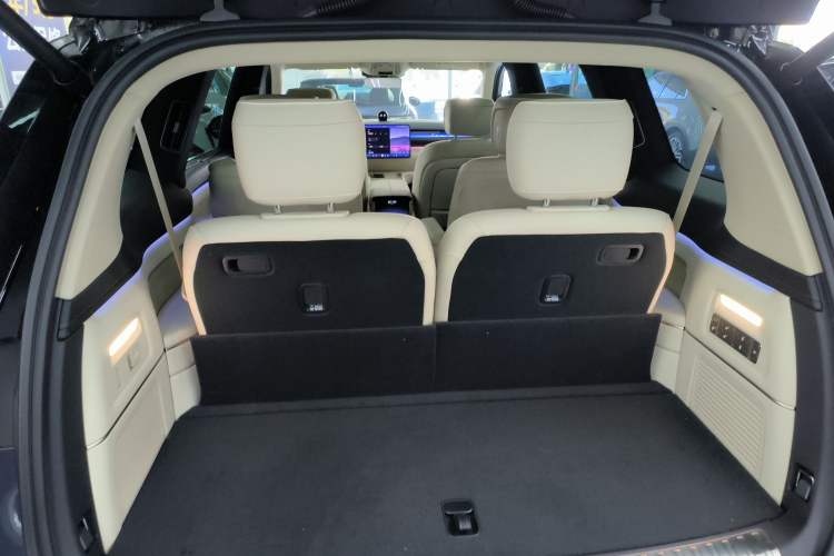 Used Nio ES8 2026 Model 6-seat Executive Luxury Edition
