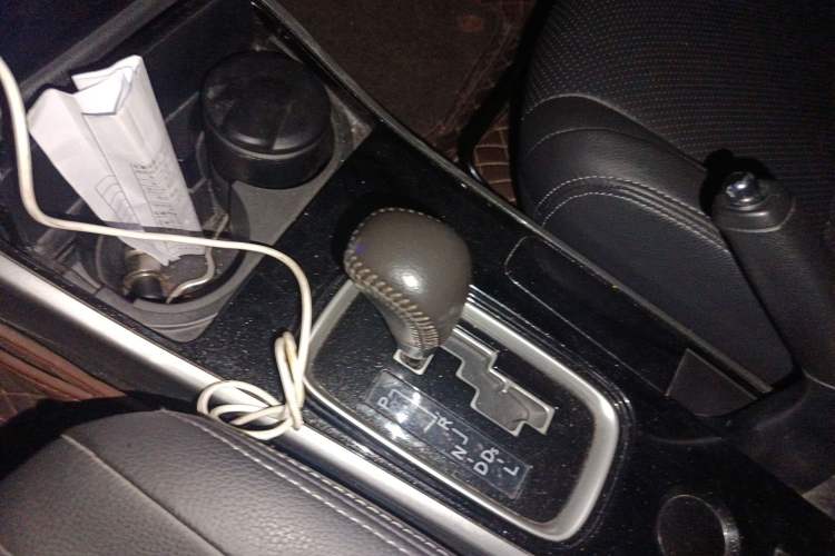 Used Mitsubishi Outlander 2018 2.0L Two-Wheel Drive Glory Edition 5 Seats