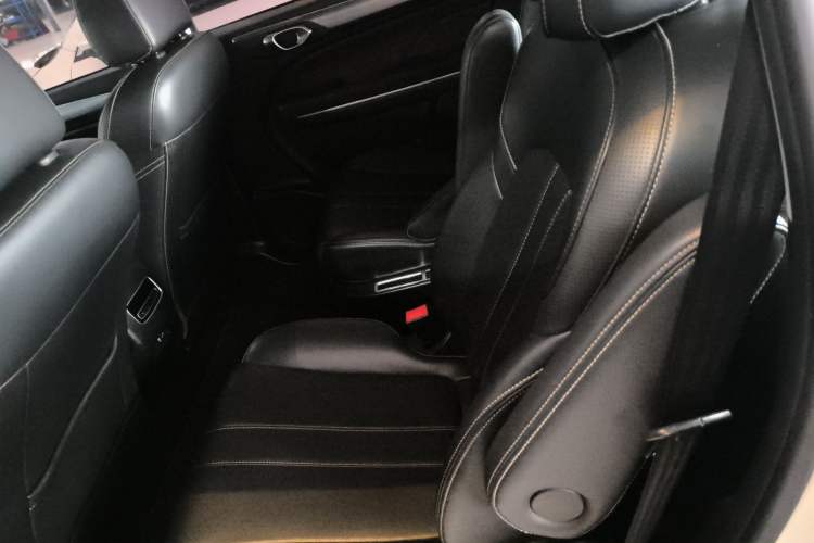 Used GAC Trumpchi M6 2021 270T DCT Elite Edition (7-seater)
