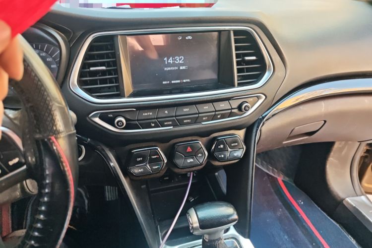 Used GAC Trumpchi GS4 2015 200T G-DCT Luxury Edition Audio And AC Panel