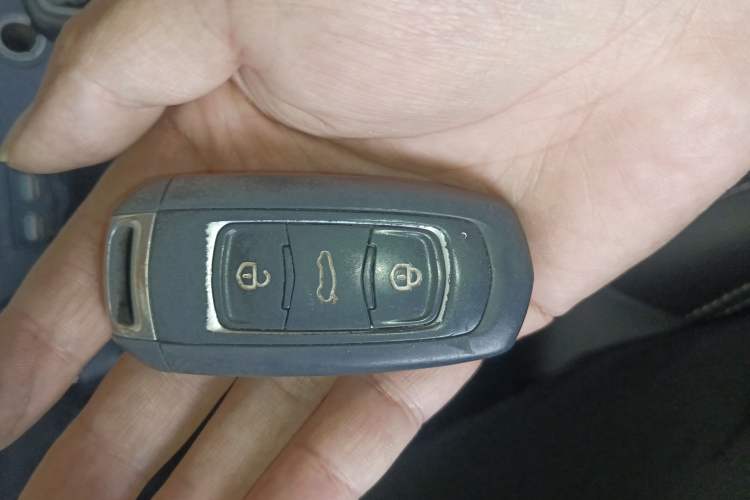 Used Geely Auto Vision X3 2019 Upgraded Model 1.5L CVT Elite Version
