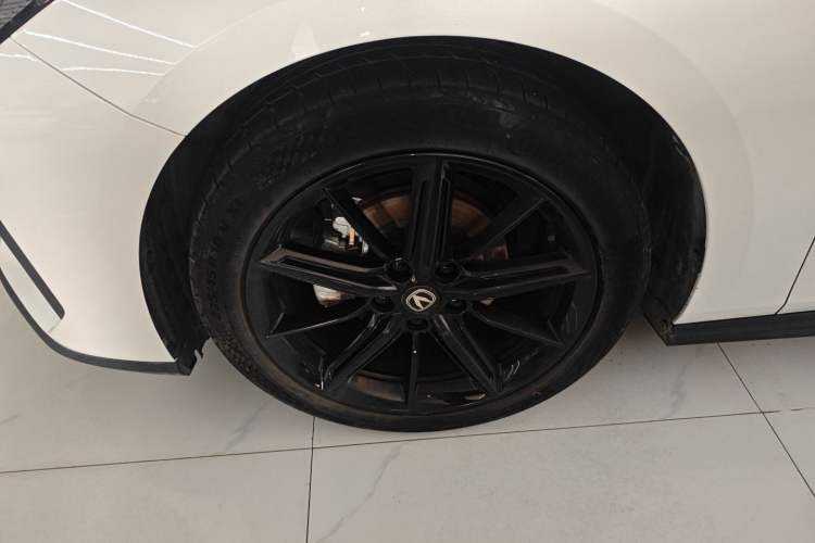 Used Changan UNI-V 2023 1.5T Prestige Model