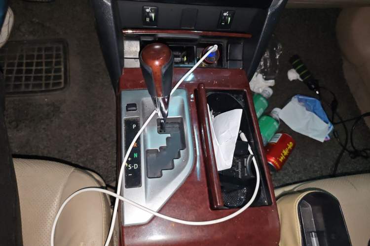 Used Toyota Camry 2013 2.5G Comfort Edition Gear Lever