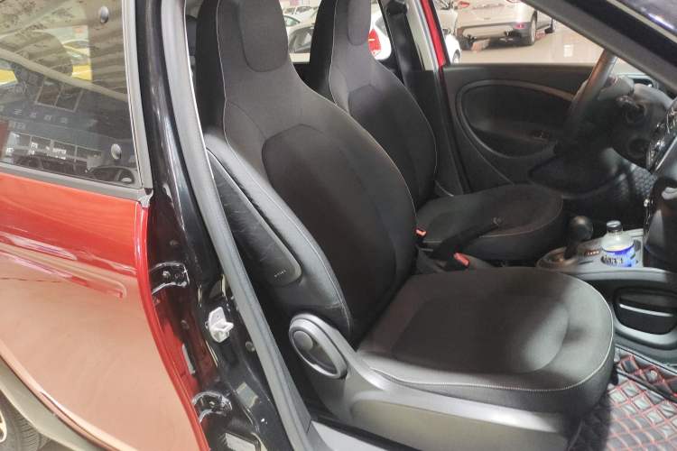 Used smart forfour 2016 1.0L 52 kW Passion Edition