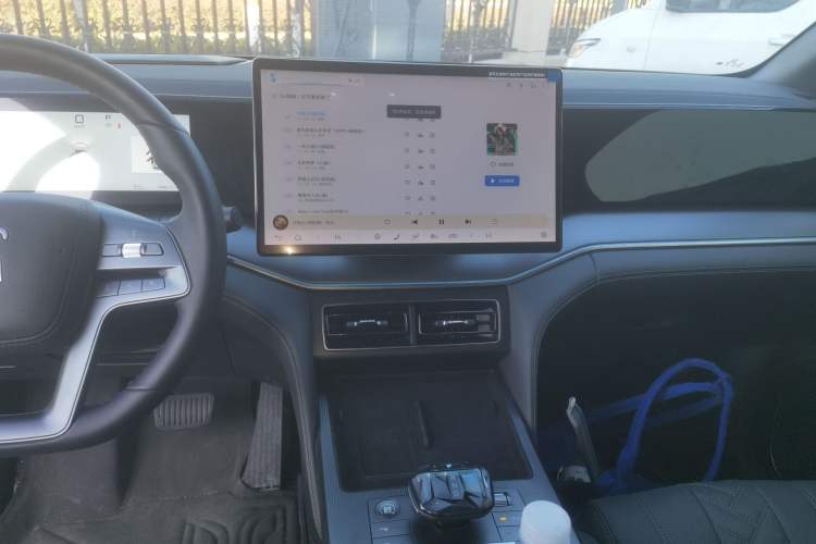 Used BYD Song L DM-i 2025 Intelligent Driving Version 160 km Beyond-Range Type
