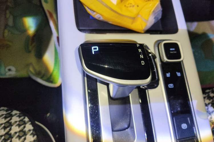 Used Hyundai ix35 2023 Musso 2.0L Deluxe Edition DLX
