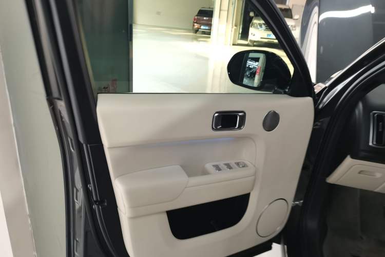 Used Li Auto L7 2023 Pro Model
