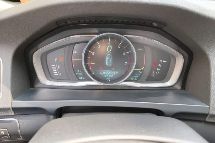 Used Volvo V60 2014 Restyled T5 Zhiya Edition