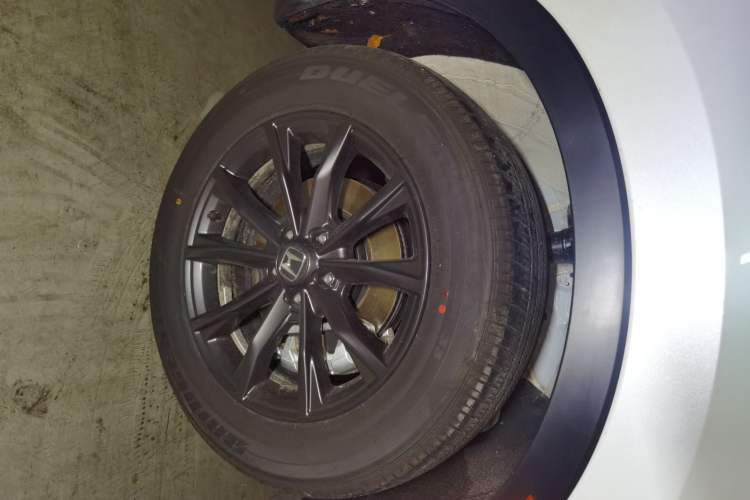 Used Honda CR-V 2026 Global 30th Anniversary Model 240TURBO Two-Wheel-Drive Fashion 5-Seater Edition Right Front Wheel Hub