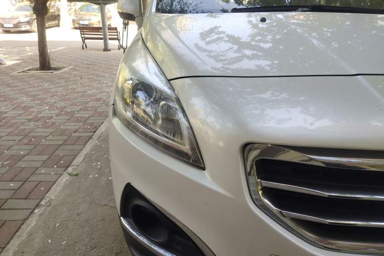 Used Peugeot 3008 2015 1.6THP Automatic Prestige Edition Right Front Headlight