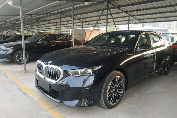 Used BMW 5 Series 2026 Facelift Model 530Li Leading Edition M Sport Package