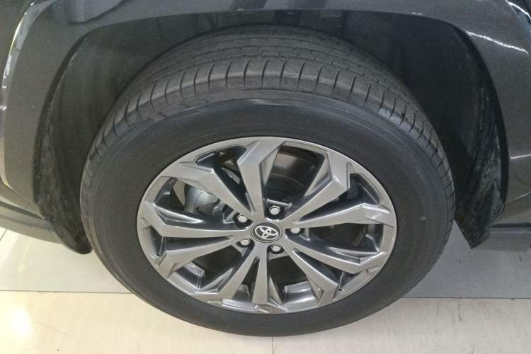 Used Toyota RAV4 2024 2.0L CVT Two-Wheel Drive Fashion Plus Edition