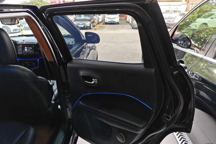 Used Jeep Compass 2017 200T Automatic Comfort Edition