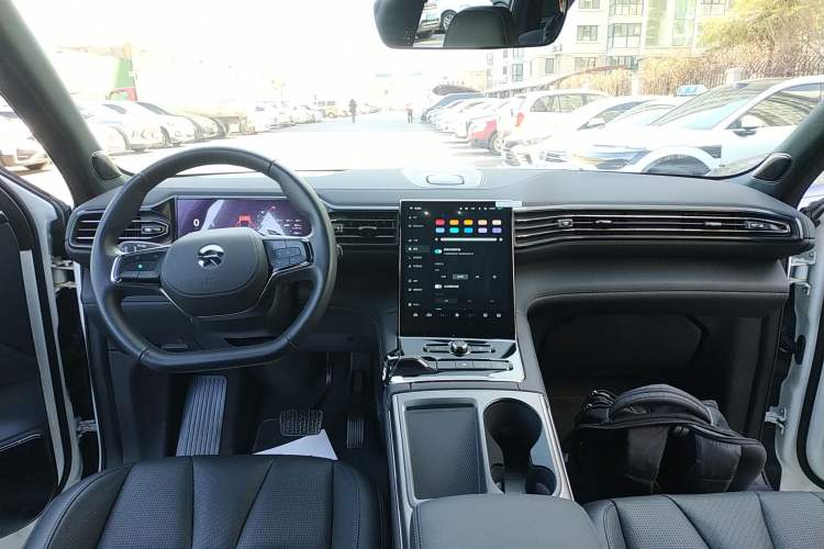 Used Nio ES8 2022 100 kWh 7-Seater Version