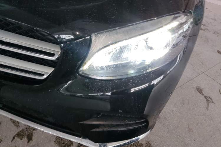 Used Mercedes-Benz GLC 2017 GLC 260 4MATIC Luxury Model