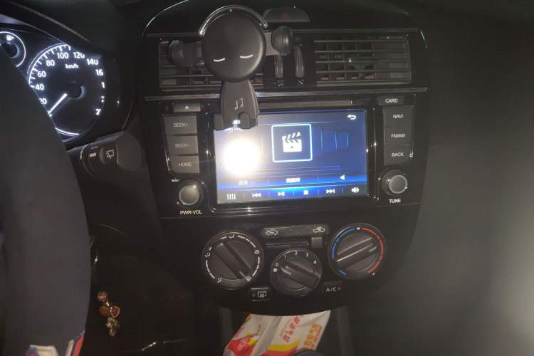 Used Nissan Tiida 2014 1.6L CVT Comfort Model
