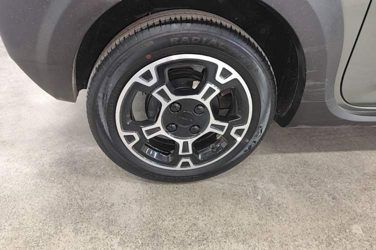 Used Geely Galaxy Panda 2025 210km Panda Rider Exterior 3