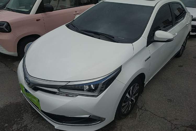 Used Toyota Corolla 2017 Revised Dual-Engine 1.8L E-CVT Elite Edition