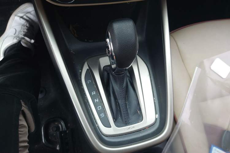 Used Ford Escort 2017 Revised Version 1.5L Automatic Comfort Edition Gear Lever