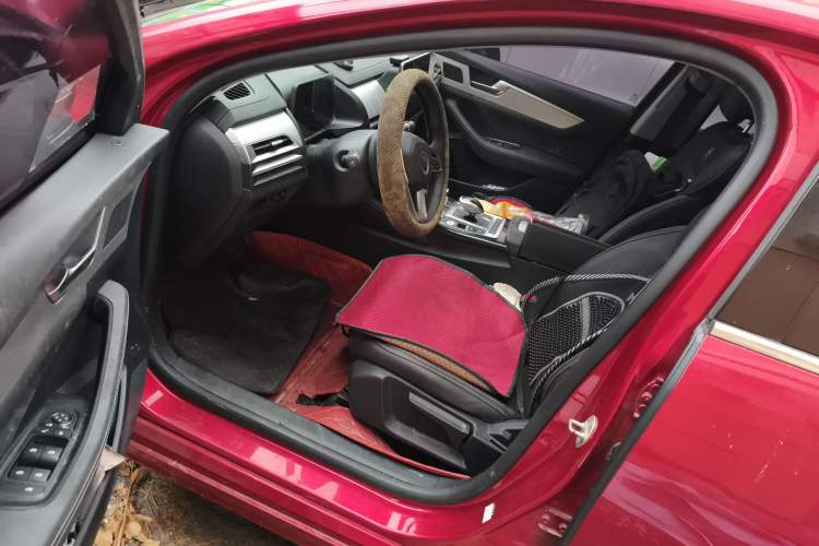 Used BYD Qin Pro New Energy 2019 DM Super Edition 1.5TI Automatic Smart Connect X-Trail Model China V Standard Driver Seat