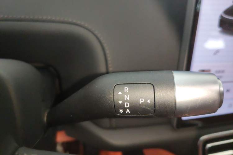 Used Li Auto L8 2023 Pro Model Gear Lever