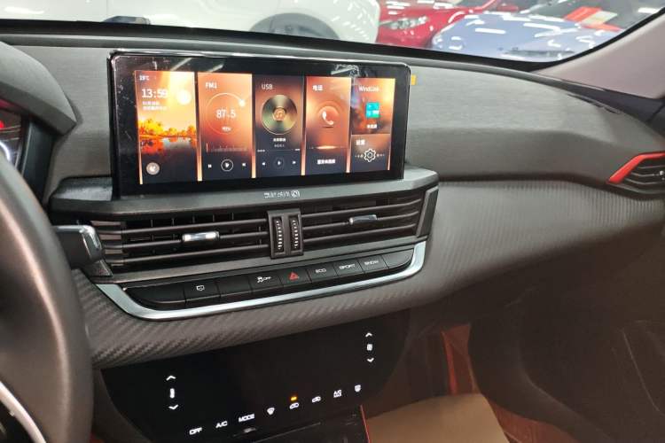 Used Dongfeng Aeolus Yixuan 2021 230T Automatic Zuiqing Edition Audio And AC Panel