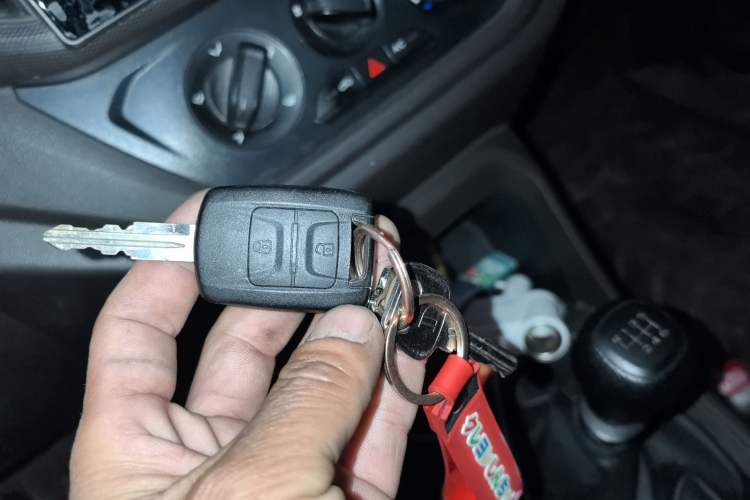 Used Wuling Hongguang V 2022 1.5L Enjoy Edition Electric-Powered LAR Vehicle Key