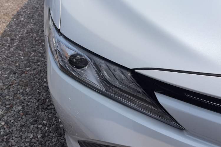 Used Toyota Camry 2019 Dual-Engine 2.5 HG Luxury Edition China VI Standard
