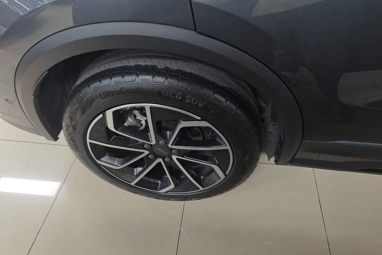 Used Lynk & Co 01 EM-P 2023 1.5TD EM-P PM Right Rear Wheel Hub