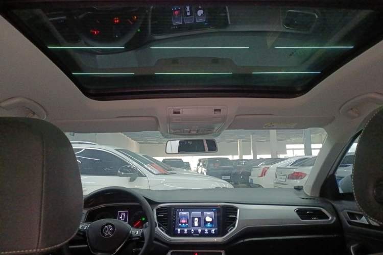 Used Volkswagen T-ROC 2020 230TSI DSG Two-Wheel Drive Advanced Version