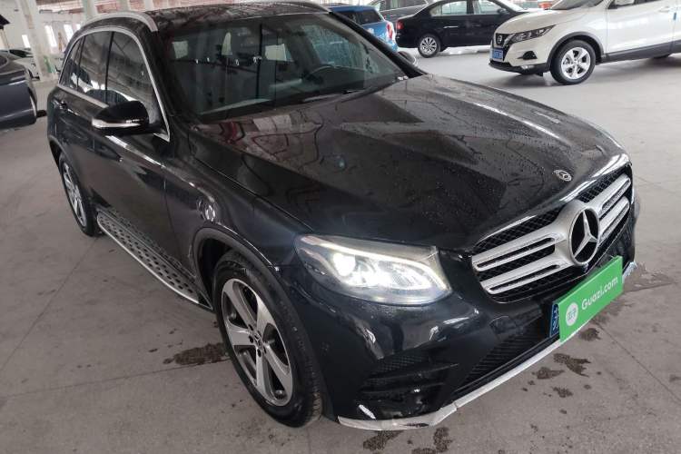 Used Mercedes-Benz GLC 2017 GLC 260 4MATIC Luxury Model