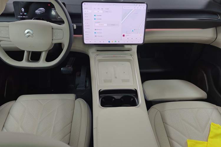Used Nio ES6 2025 75 kWh Audio And AC Panel