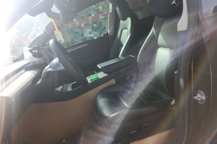 Used Tesla Model Y 2023 Long-Range All-Wheel-Drive Version