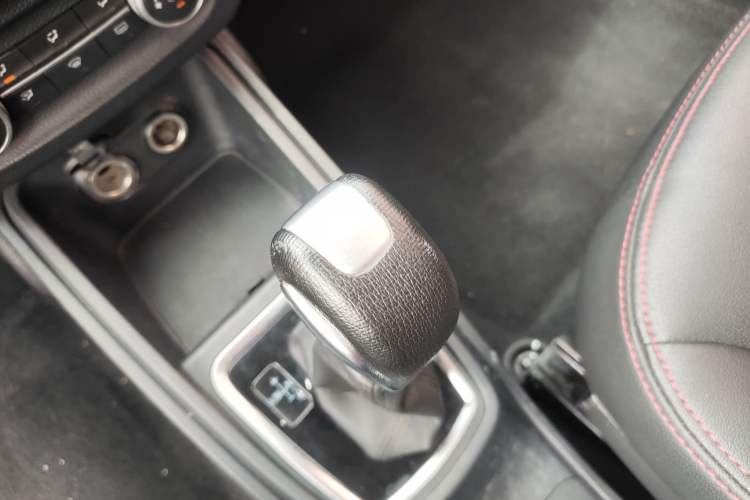 Used Haval H1 2016 Blue Label 1.5L AMT Luxury Model