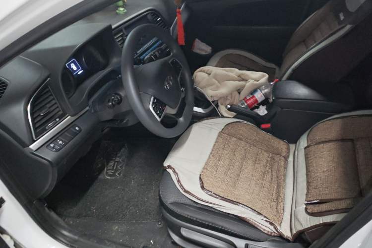 Used Hyundai Elantra (6th Generation / Lingdong) 2016 1.6L Automatic ZhiXuan – Elite Version