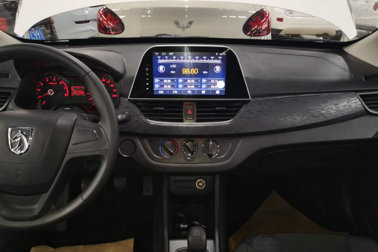 Used Baojun 310 2016 1.2L Manual Value Edition
